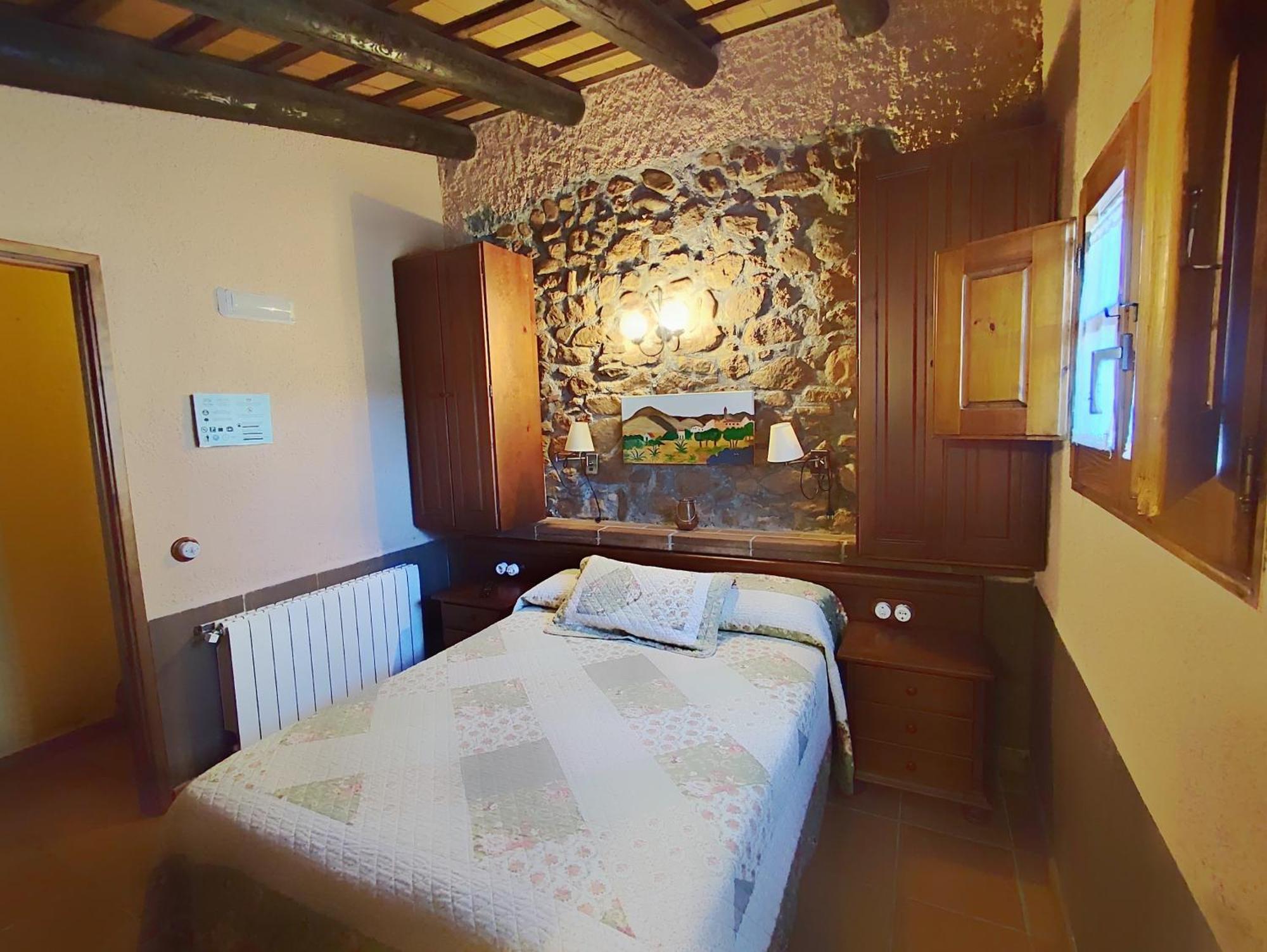 Masia Can Felip B&B Llinars del Valles ภายนอก รูปภาพ